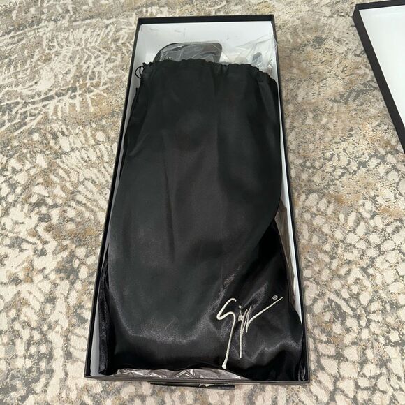 EUC Giuseppe Zanotti Boots - Picture 1 of 9